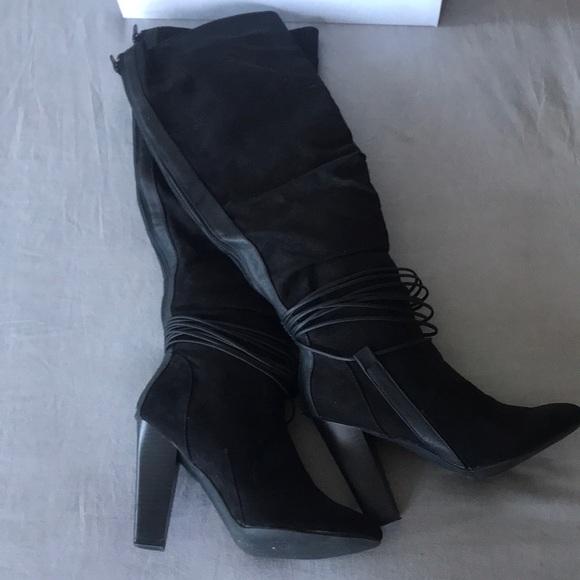 Knee high boots - Picture 1 of 6